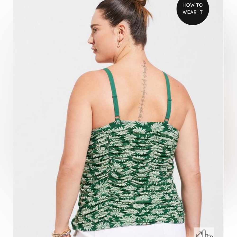 NWT Torrid green jacket Stretch Mesh Cropped Shirred Cami Top - Picture 2 of 9